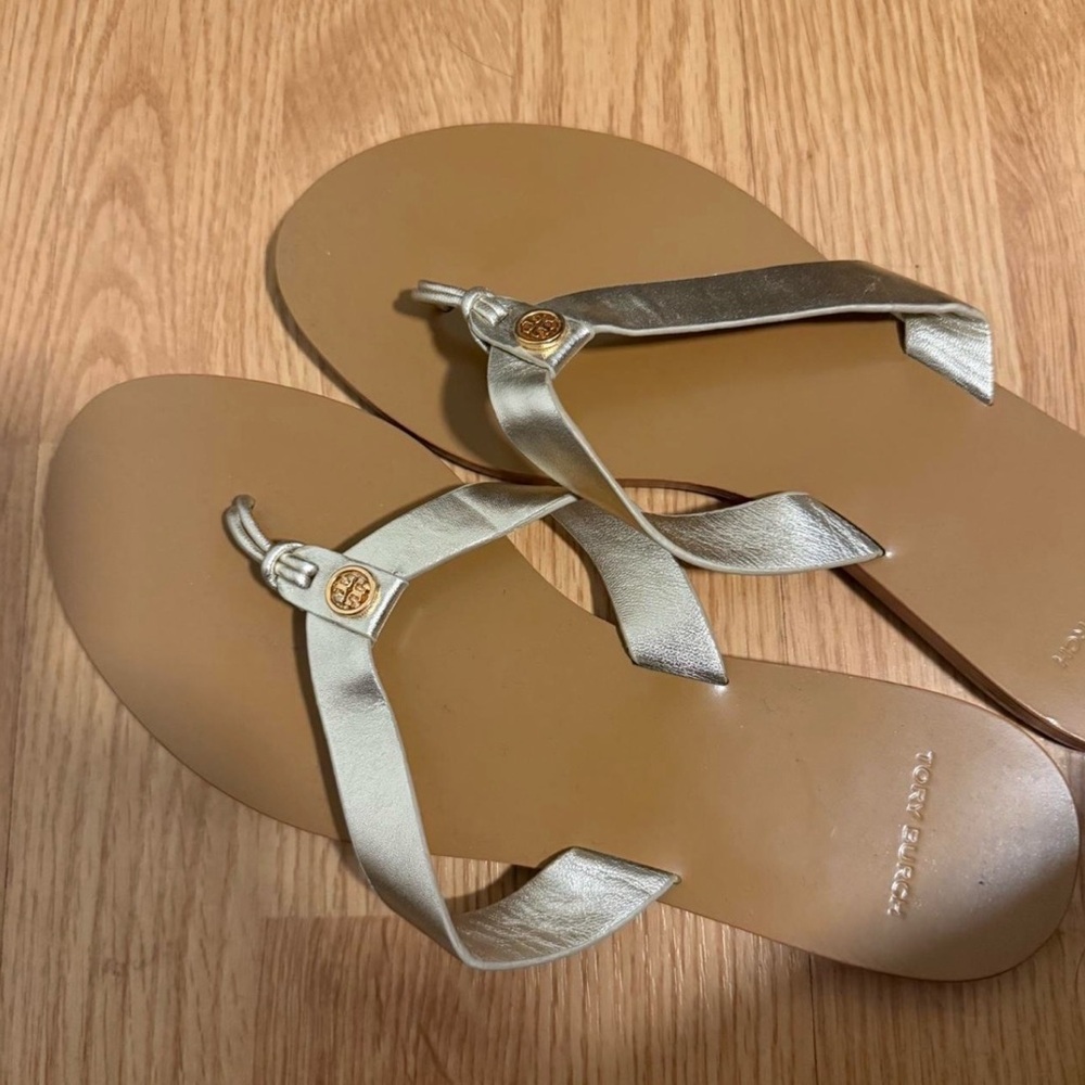 Tory Burch Manon Metallic Leather Thong Sandals